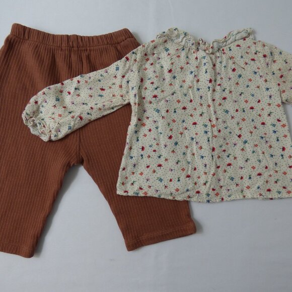 ZARA Floral Blouse & Pants with NWT Little Stocking Co Socks Bundle, Size 6-9 Mo - Picture 2 of 4